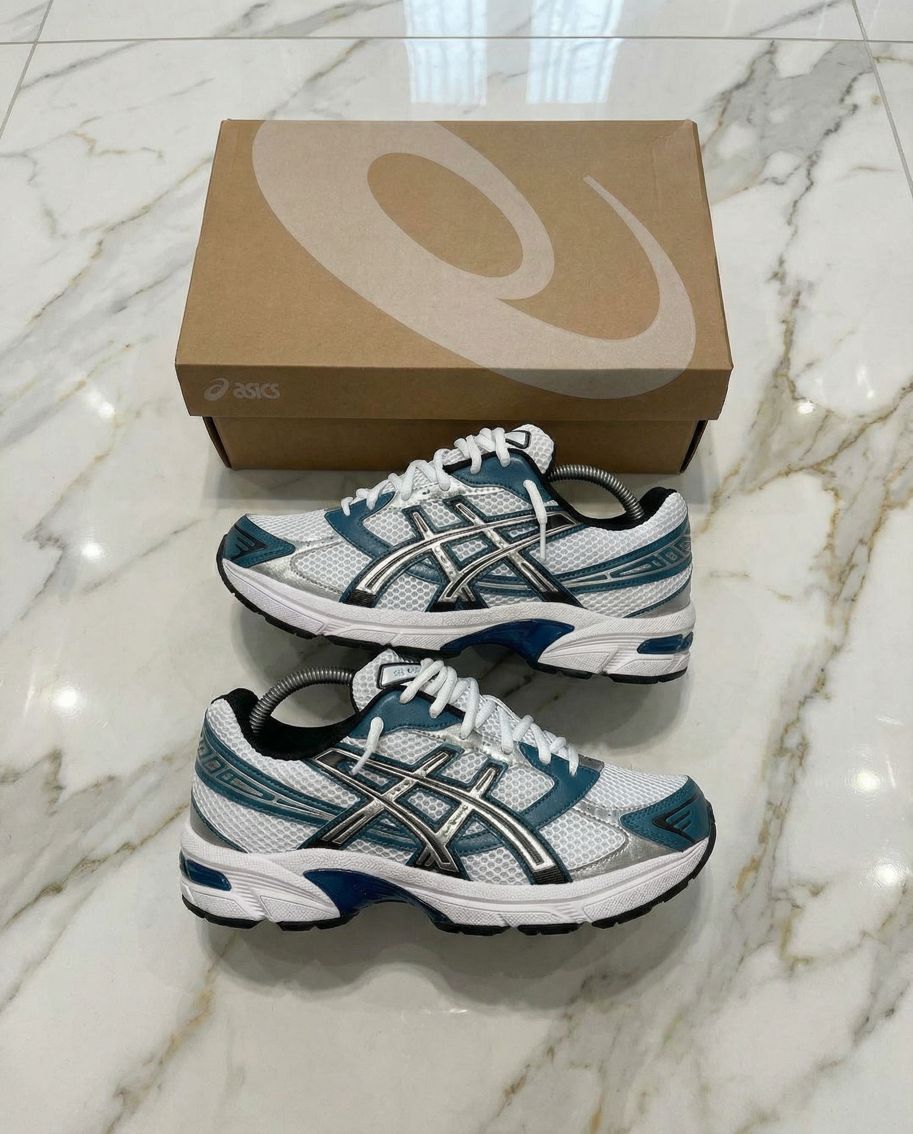 ASICS 1130 SHARK SKIN